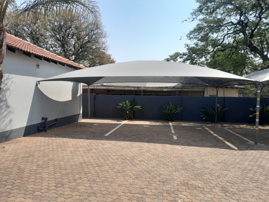 11 Bedroom Property for Sale in Bodorp North West